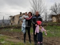 Санданчани се обединиха за семейството от Петрич, чиято къща изгоря