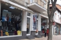 Търговците на главната улица в Сандански вчера не отвориха магазините си в протест срещу масовите проверки на Икономическа полиция