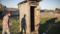 МОДЕРНИ ВРЕМЕНА: Всеки пети на село с външно WC, телевизорът най-много на почит, измества дори хладилника