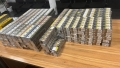 Откриха 900 кутии цигари при проверка на микробус