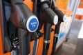 ДАЛАВЕРА: Бензиностанциите могат по няколко пъти да прибират отстъпката от 25 ст. от държавата