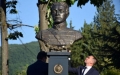 Племенница на Левски се поклони пред паметника му в Петрич