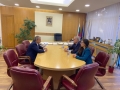 Румен Петков връчи на кмета Стоянов декларация по повод откриването на македонски клуб в Благоевград
