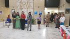 Три талантливи ученички с дебютна изложба във фоайето на община Благоевград