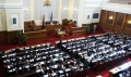 В петък депутатите решават за промяната на Конституцията, днес Борисов преговаря с Първанов