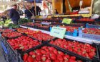 Търговци злоупотребяват с цените на плодове и зеленчуци