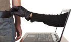 Внимателно с онлайн търговията: Измамници източват банкови карти през фалшиви сайтове