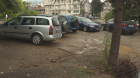 Паркингът пред болницата в Благоевград е в окаяно състояние