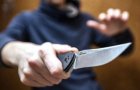 Ново нападение! Заплашиха с нож и ограбиха младеж в Благоевград