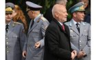Министър Тагарев посреща военни в Благоевград