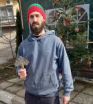 Янко Владимиров, уловил Богоявленския кръст в Брежани, дари средства на хора в нужда от селото