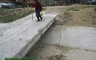 Събарят незаконен мост край Благоевград