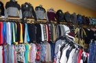 Непълнолетен сви дрехи от магазин в Благоевград