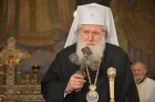 След смъртта на патриарха: Какво следва?