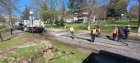 По нареждане на кмета Байкушев почистиха и измиха площите около МБАЛ-Благоевград