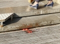 Екшън пред парламента! Последователи на Босия хвърлят домати по депутатите