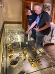 Два експоната от музея в Разлог са част от откритата изложба Разкази от окопите. Българският Тренч Арт