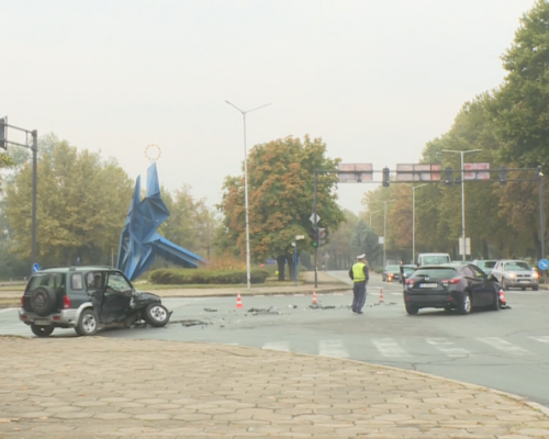 Нерегулирани светофари създават проблеми на оживено кръстовище в Благоевград
