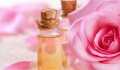 Цената на розовото масло удари 9000 евро за кило
