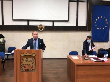 Председателят на ОбС – Благоевград Р. Тасков с поздравителен адрес по повод Деня на българската община – 12 октомври