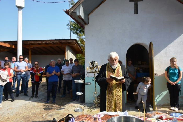 Без празнична литургия и курбан в параклиса  Св. Иван Рилски  над село Крупник