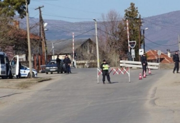 Злокобно: Ваксинирани в циганска махала в Югозапада се надуха като балони и светят!