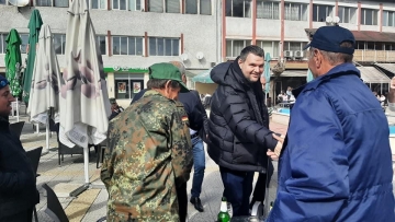 Сатовча посрещна Делян Пеевски с възторг, надежда и благодарност! /Снимки/
