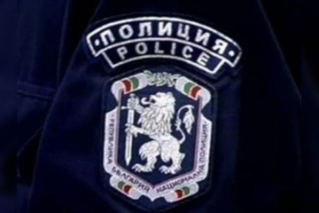 Акция срещу купуването на гласове! Гъмжи от полиция и жандармерия в ромската махала на Благоевград