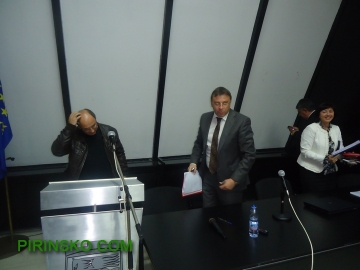 Кметът на Благоевград д-р Атанас Камбитов посреща днес кметове и бизнесмени от Македония