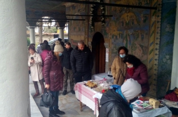 Благоевградчани активно се включиха в днешния благотворителен базар