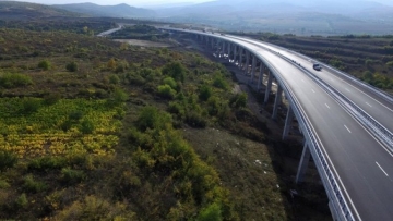 Магистрала Струма към Кулата остава затворена