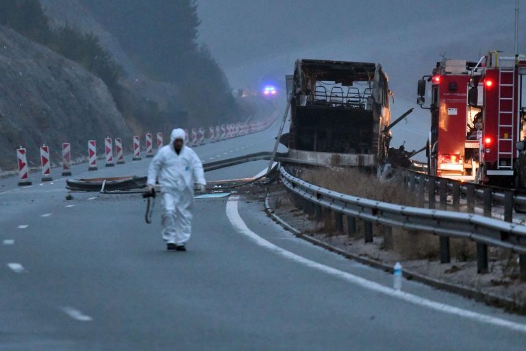 Трагедия без край: Дете е 45-ата жертва в изгорелия автобус