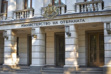 МИСТЕРИЯ! Благоевградчанка изиска информация от две министерства дали е била обект на разработка от военна организация за роботизация