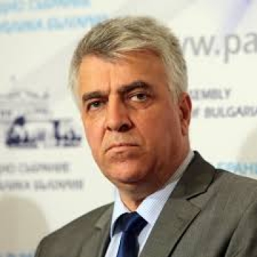 Румен Гечев: Човекът, който е получавал обществени поръчки по времето на ГЕРБ, е Кирил Добрев