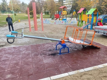 Подкрепа на децата с увреждания в Сандански