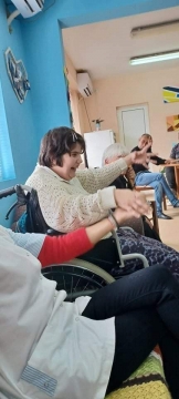 С веселие и вкусни гозби отбелязаха Международния ден на хората с увреждания в Дневния център за възрастни с увреждания в Симитли