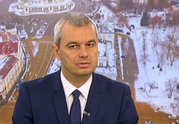 Възраждане” ще поискат референдум за зеления сертификат