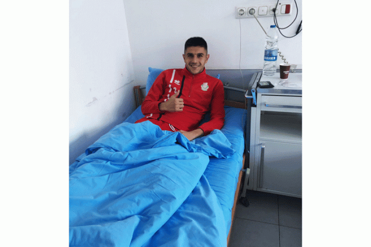 Футболист на  Беласица  легна на операционната маса, вместо да замине на гурбет в чужбина