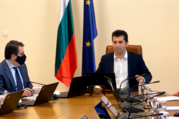К. Петков вика утре областният управител на Пиринско Н. Шушков