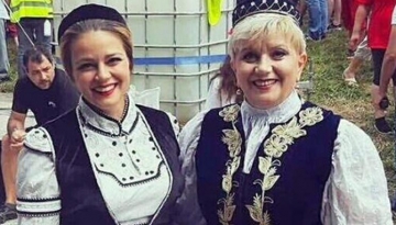 Радост неземна: Николина Чакърдъкова стана баба на внучка Силвия