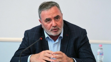 Смъртта след третата доза” на доц. Кунчев влезе в Топ 5 на фалшивите новини на Европа