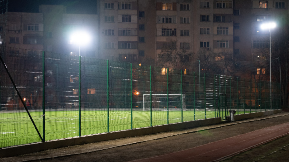Футболно игрище с ново LED осветление в Благоевград
