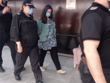 Предават на съд майката, убила двете си деца в Сандански