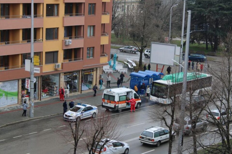 Пътник почина в автобус в Благоевград