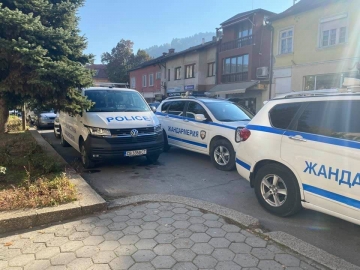 На косъм от нова трагедия! Автобус с пътници от Косово катастрофира край Кюстендил