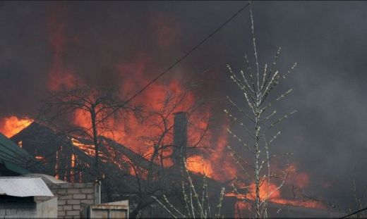 Горя къща обитавана от просяци и клошари тази сутрин в Благоевград