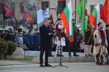 Почит! Памет! Слава! Благоевград сведе глава пред делото на Гоце Делчев и отбеляза 150 години от рождението на революционера