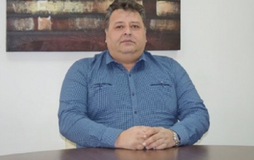 ОбС шефът на Сандански Н. Шаламандов се дипломира като бакалавър по история в ЮЗУ