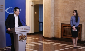 Кирил Петков и Лена Бориславова на разпит във Върховната касационна прокуратура