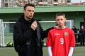 Бербатов изведе на терена 14-годишния Стиви, за когото България се моли